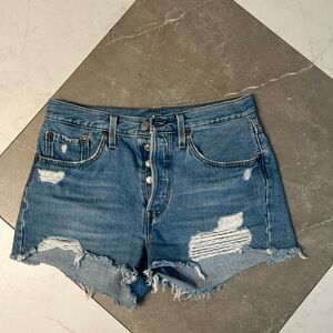 Levi’s short